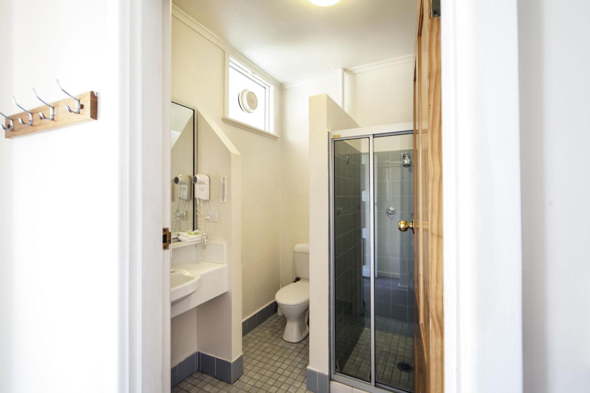 Redhill Cooma Motor Inn Exteriér fotografie