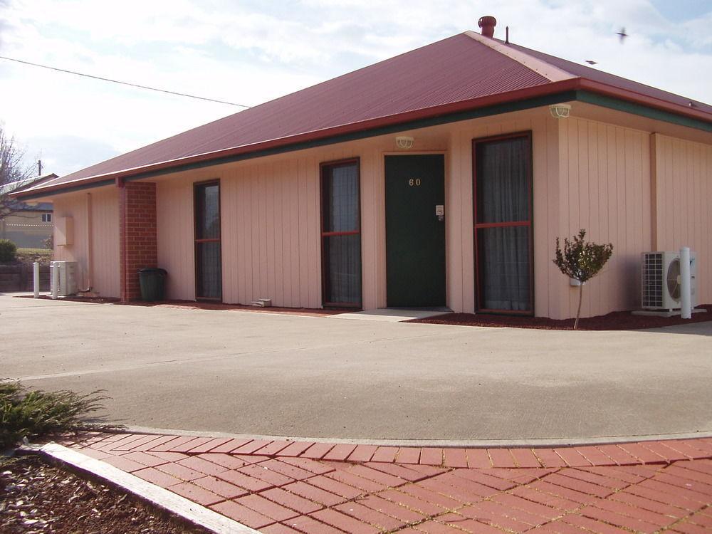 Redhill Cooma Motor Inn Exteriér fotografie