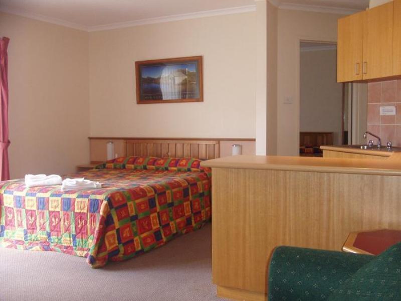 Redhill Cooma Motor Inn Exteriér fotografie