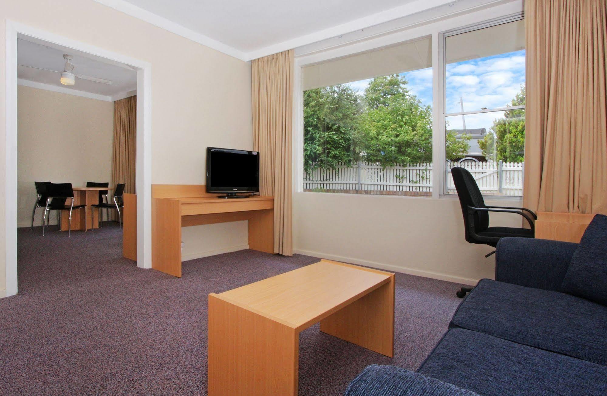 Redhill Cooma Motor Inn Exteriér fotografie