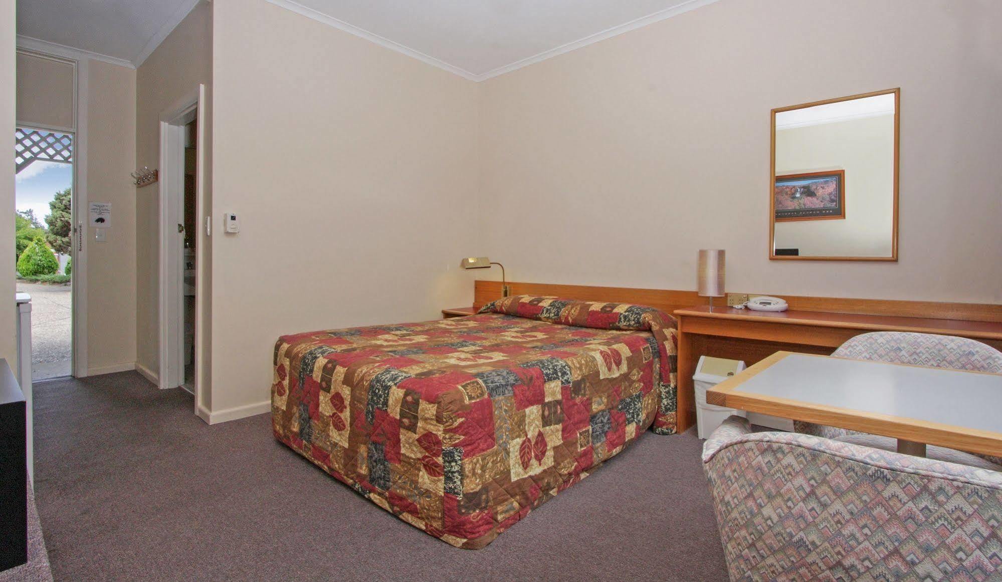 Redhill Cooma Motor Inn Exteriér fotografie