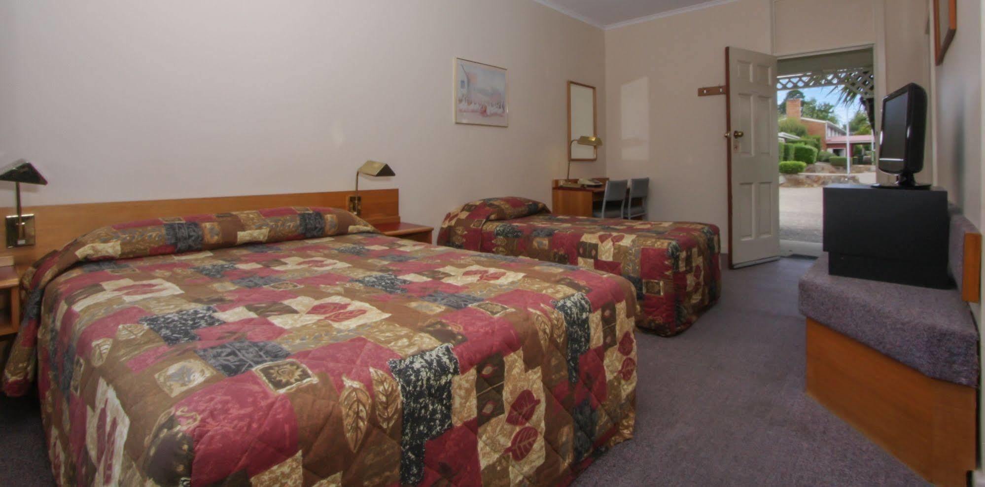 Redhill Cooma Motor Inn Exteriér fotografie